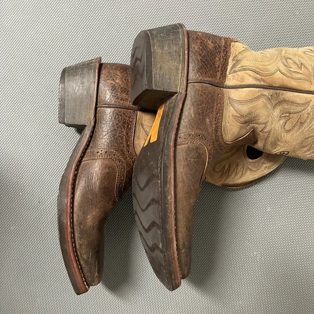 Ariat Heritage Roughstock Cowboy Boot - Picture 6 of 12
